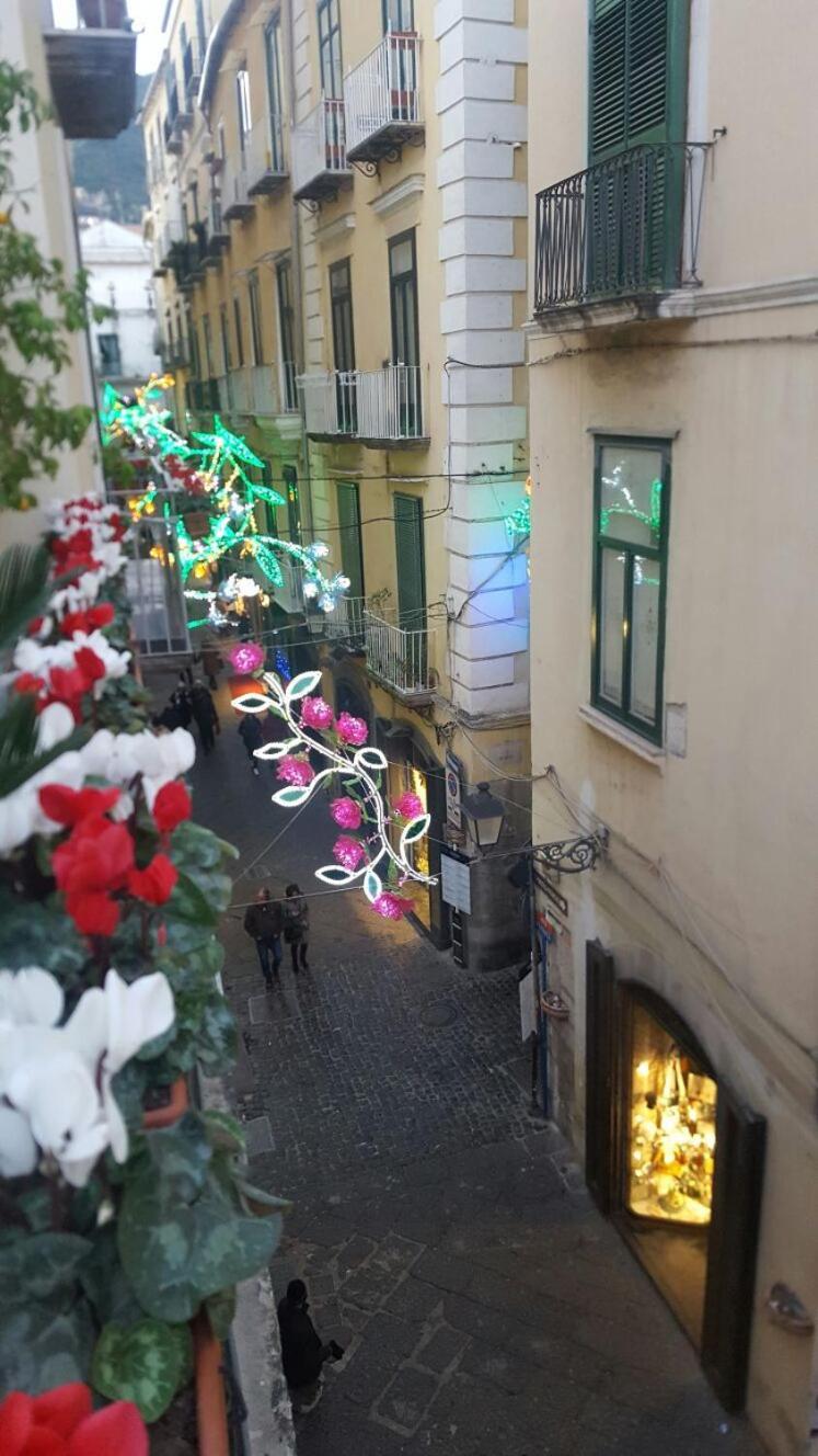 Boutique Apartment Al Duomo Salerno Luaran gambar