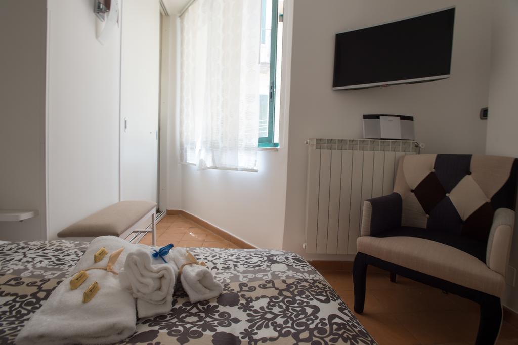 Boutique Apartment Al Duomo Salerno Luaran gambar