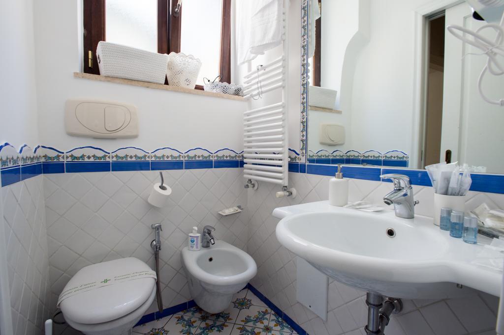 Boutique Apartment Al Duomo Salerno Luaran gambar