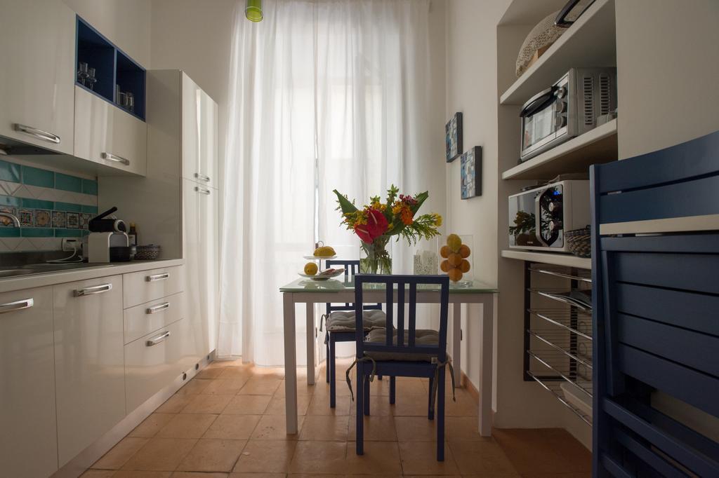 Boutique Apartment Al Duomo Salerno Luaran gambar