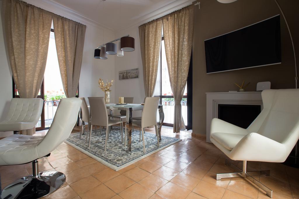 Boutique Apartment Al Duomo Salerno Luaran gambar